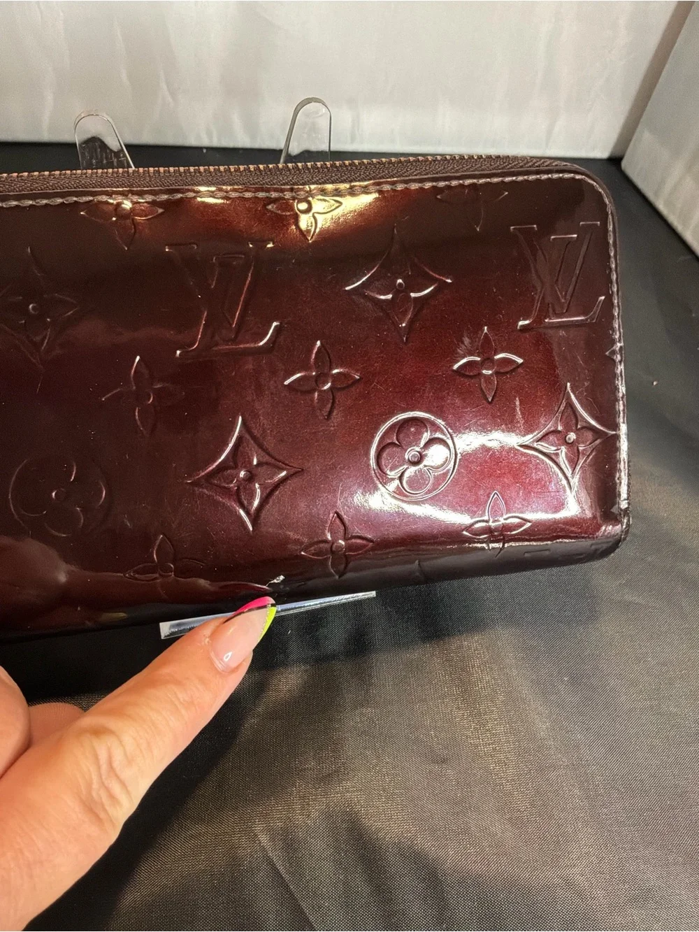 Louis Vuitton elegant louis
